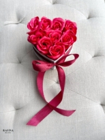 Kép 2/2 - Szappan rózsa szív piros 10 cm 