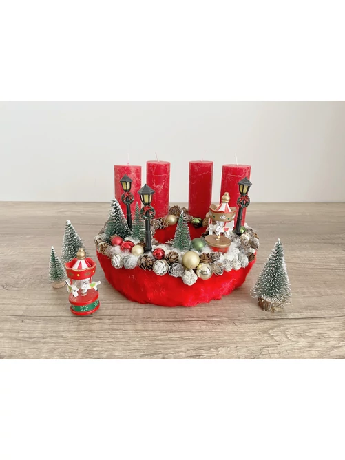 Körhintás adventi koszorú Körhintás adventi koszorú